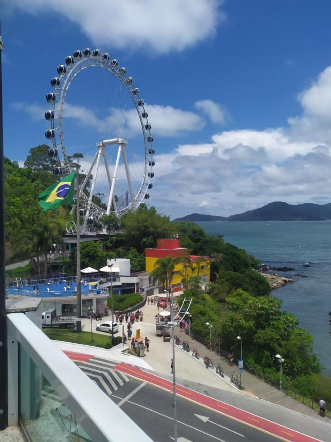 Apartamento Loft Com Garagem E Piscina Predio Frente Mar Balneario Camboriu